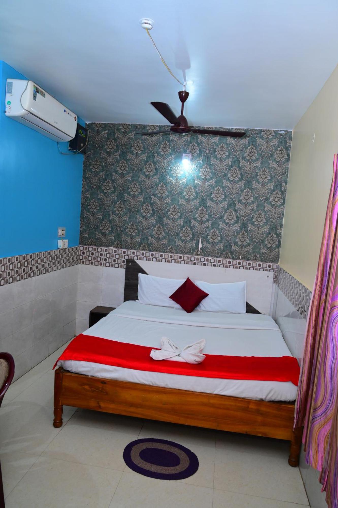 Mor Hotel Beach Heaven-স্বর্গদ্বার গোল্ডেন বিচ এবং মন্দিরের কাছে হোটেল বিচ হেভেন- Near Golden Beach & Temple Best Selling & Best Choice Of Travellers Puri Bagian luar foto