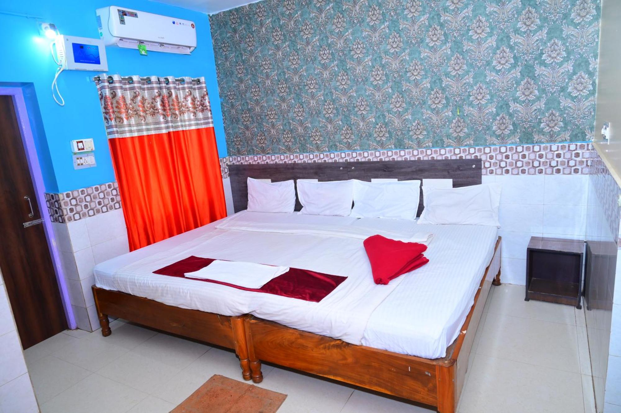 Mor Hotel Beach Heaven-স্বর্গদ্বার গোল্ডেন বিচ এবং মন্দিরের কাছে হোটেল বিচ হেভেন- Near Golden Beach & Temple Best Selling & Best Choice Of Travellers Puri Bagian luar foto