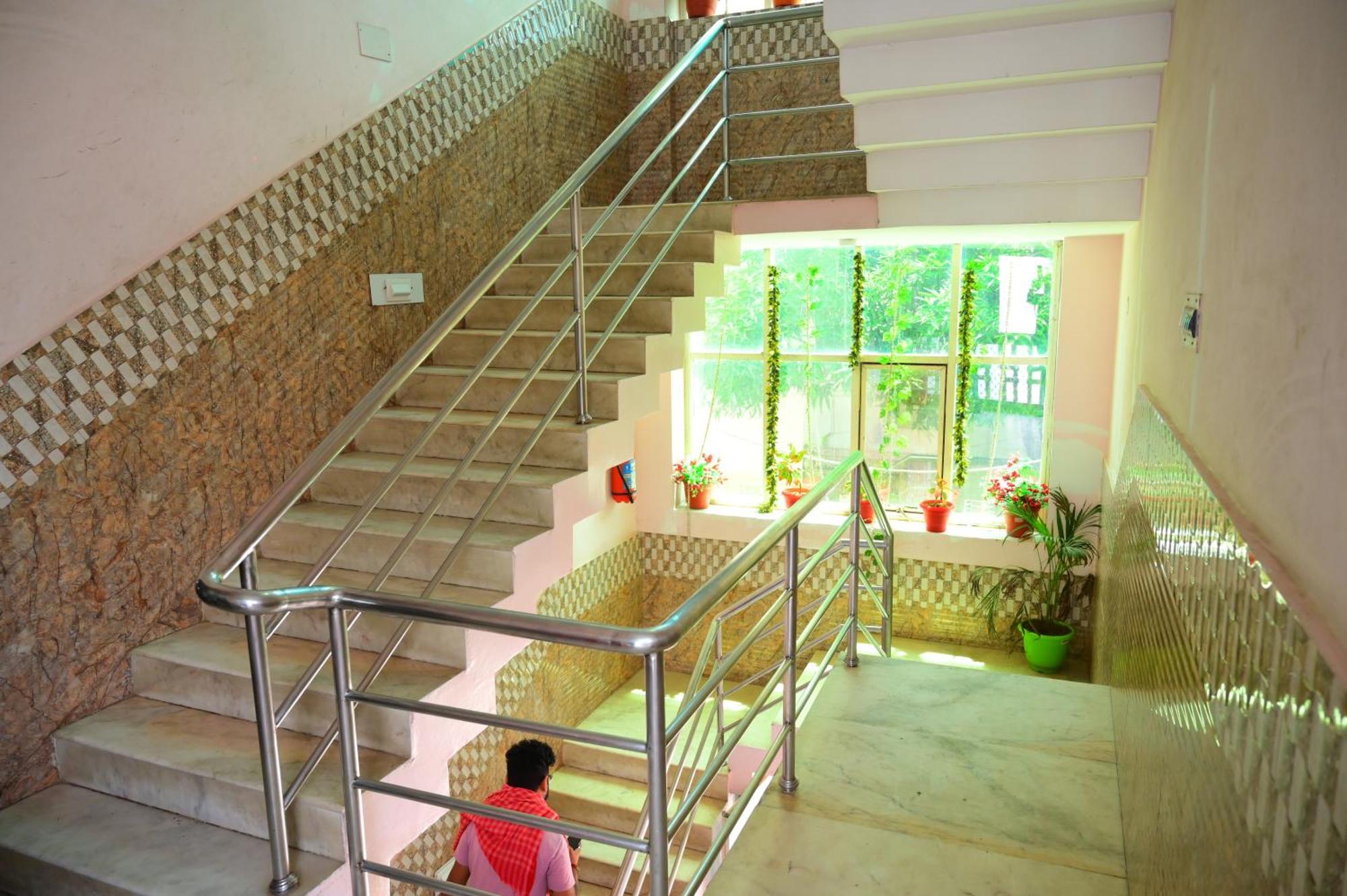 Mor Hotel Beach Heaven-স্বর্গদ্বার গোল্ডেন বিচ এবং মন্দিরের কাছে হোটেল বিচ হেভেন- Near Golden Beach & Temple Best Selling & Best Choice Of Travellers Puri Bagian luar foto